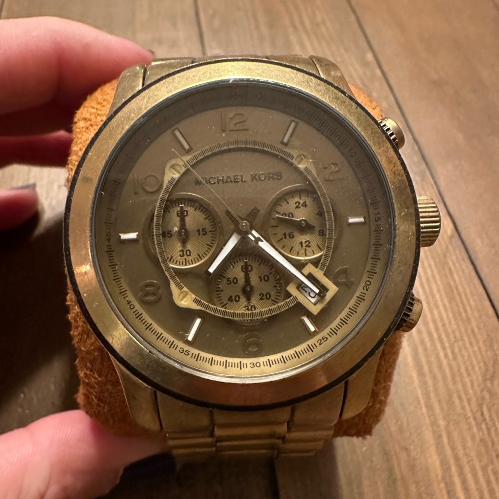 Men’s Michael Kors gold Watch MK 8227